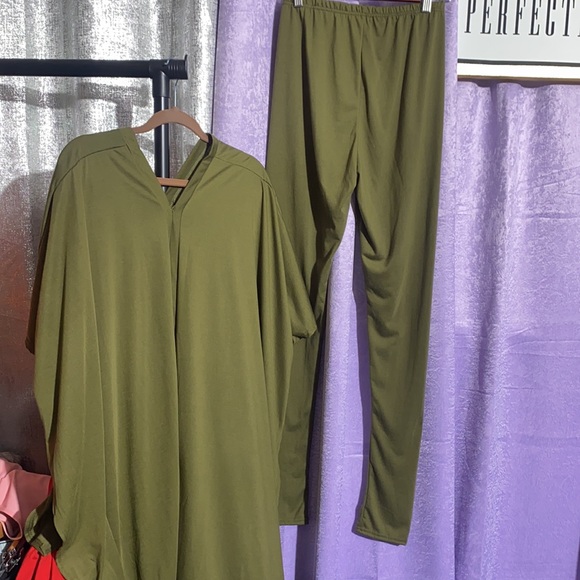 Stylish Oversized Top 2pc Set - Picture 3 of 5